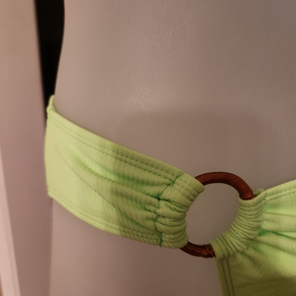 Haute Bikini Swimsuit  (NWT) Size Large - Picture 4 of 9